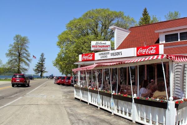 Wilson’s Restaurant & Ice Cream Parlor