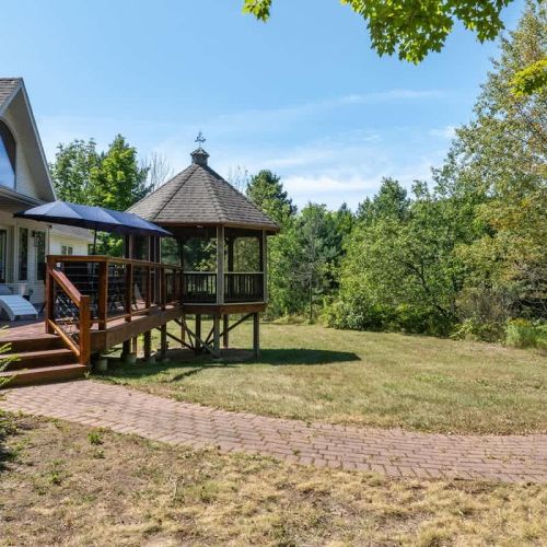 Our open backyard is inviting for family and friends to gather for outdoor yard games or an afternoon in the Door County sun.