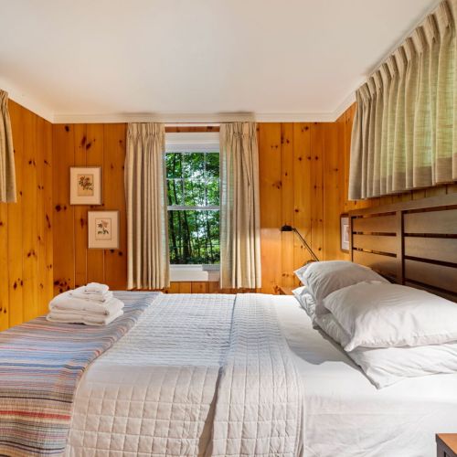 Bedroom #3 with Queen Bed