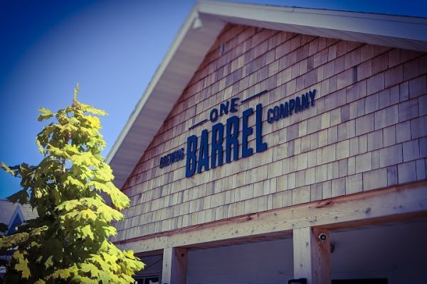 One Barrel Brewing Company / Pizza Bros