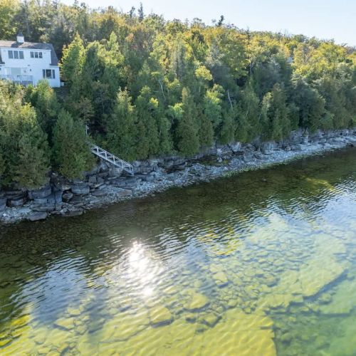 Located in Gills Rock, this property offers tranquility and sweeping water views at Door County’s northern edge.