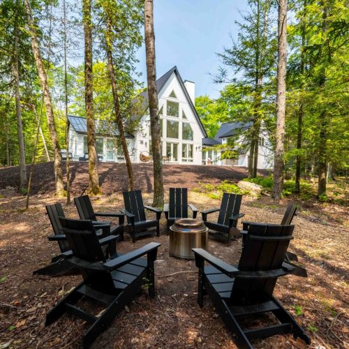 Gather around one of the two Solo Stove fire pits to share stories, laughter, and roast marshmallows beneath the starry sky.