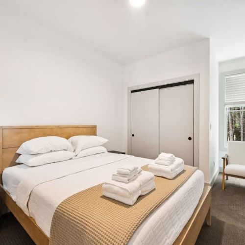 Bedroom #5 with Queen Bed