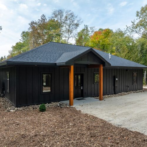 Welcome to Cedar Cove, a serene 4-bedroom, 2-bathroom retreat nestled in the woods of Egg Harbor, WI. This modern, wheelchair-accessible home offers a perfect escape for families, couples, or friends looking for a peaceful Door County getaway.