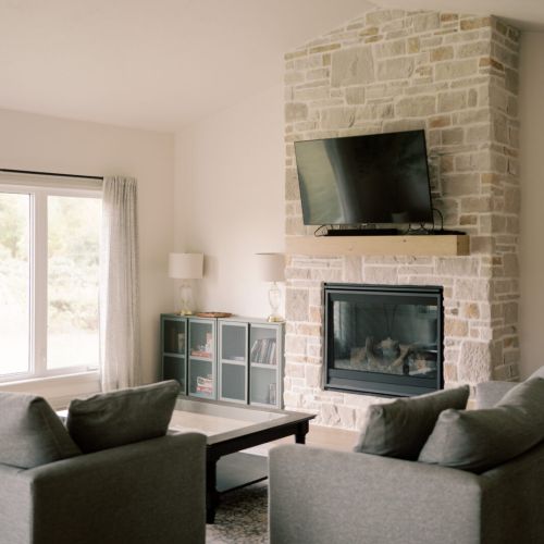 Designed with gathering in mind, this home offers a peaceful retreat for families, friends, or couples looking to unwind while staying close to the best of the peninsula.