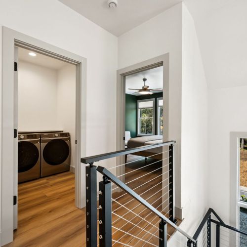 Secondary washer and dryer on the 2nd floor.