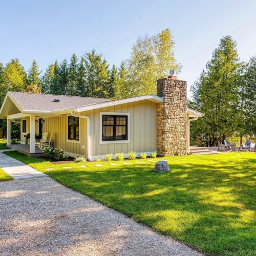 Chicory Lake House has a circle drive with ample parking and easy access.