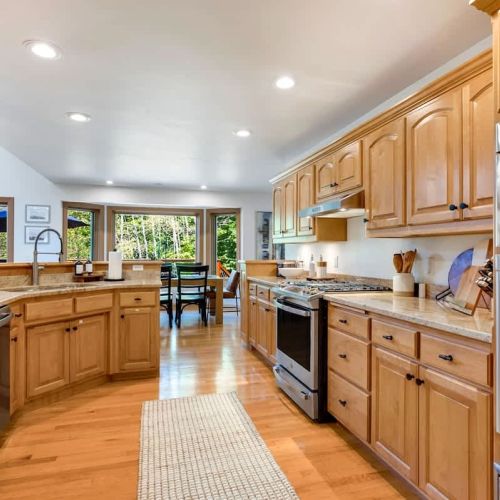 Our open concept kitchen is the perfect place to get the whole family involved when preparing a meal.