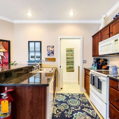 Enjoy an eat-in kitchen, perfectly situated to prepare all of your basic meals and snacks.