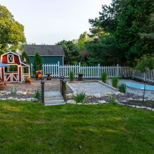 Our one-of-a-kind, Wisconsin-themed outdoor play area will provide fun for your little travelers.