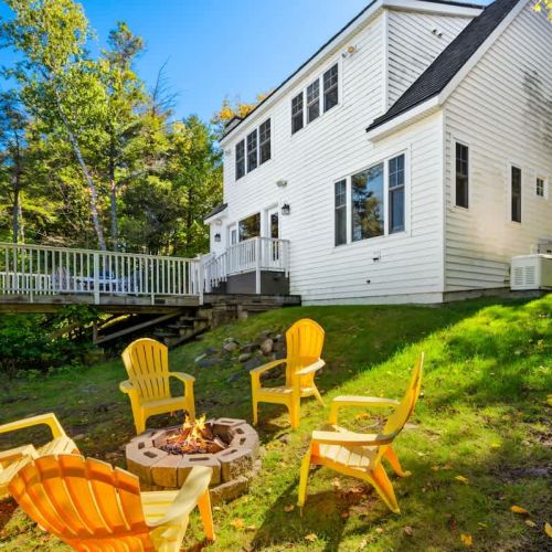 The outdoor fire pit provides a gathering place for s’mores and stargazing, while the surrounding acreage ensures peace, privacy, and immersion in Door County’s natural beauty.