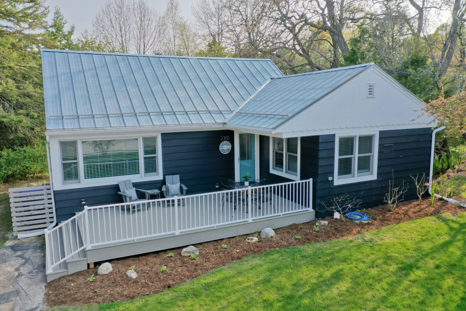 Welcome home to the Howard House in Downtown Bailey's Harbor!